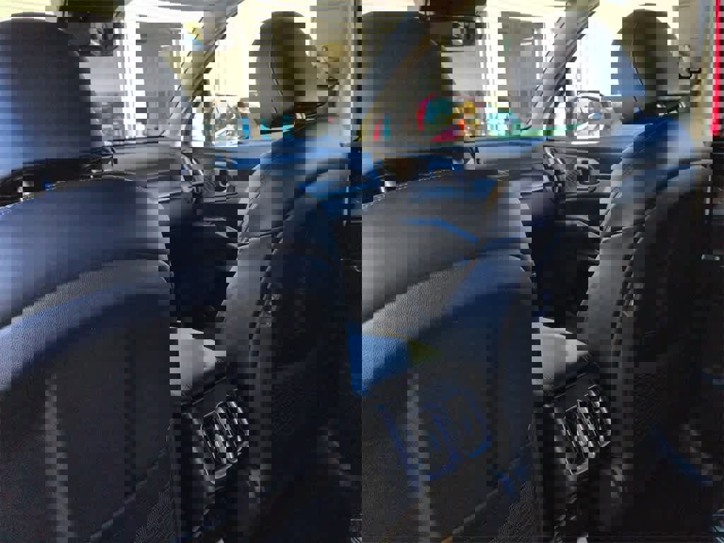 Used 2022 Kia Sorento S image 19