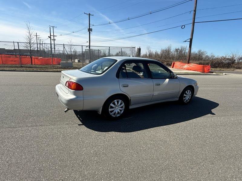 Used 2001 Toyota Corolla CE image 5