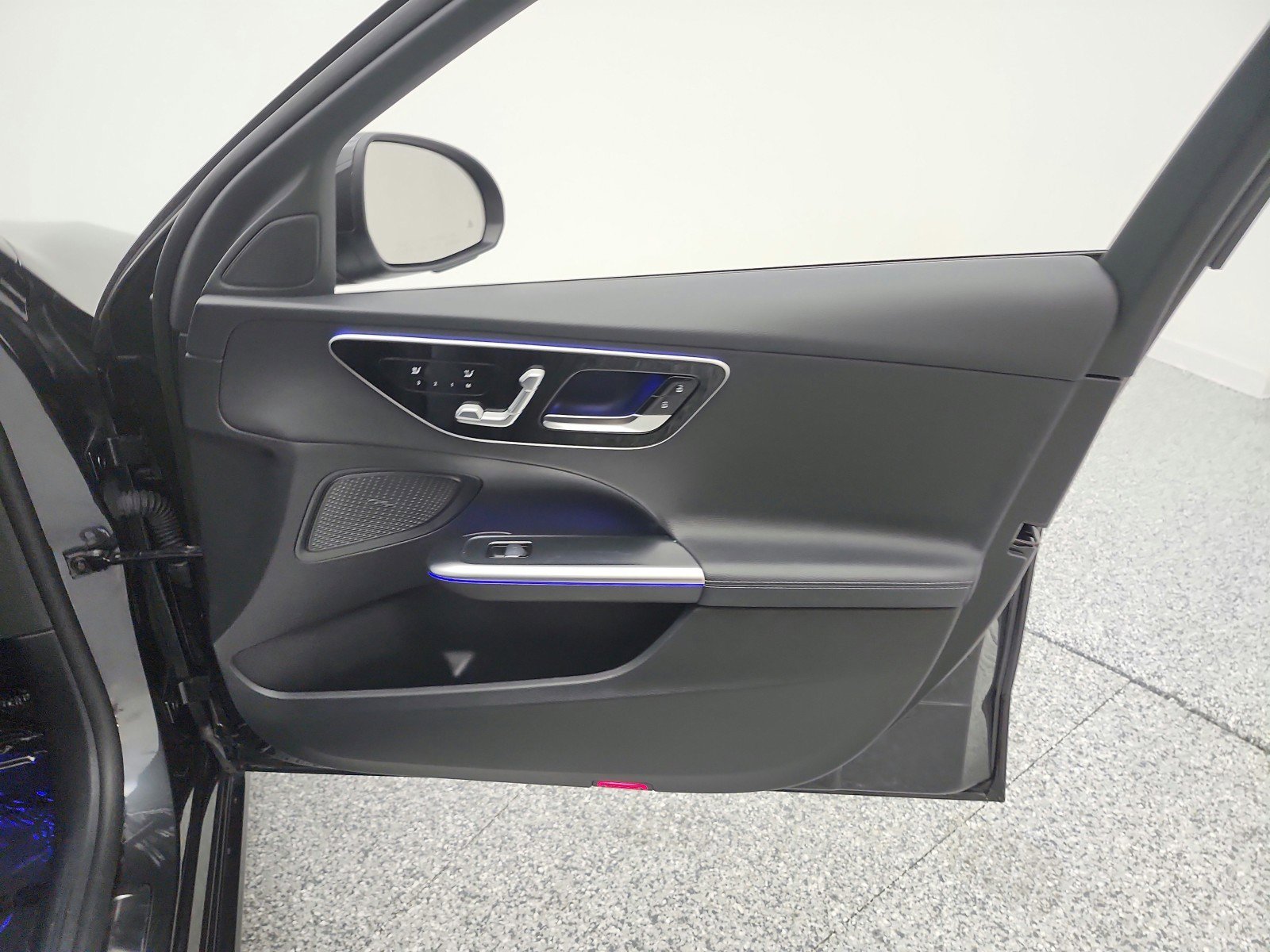 Used 2023 Mercedes-Benz C 300 Sedan image 21