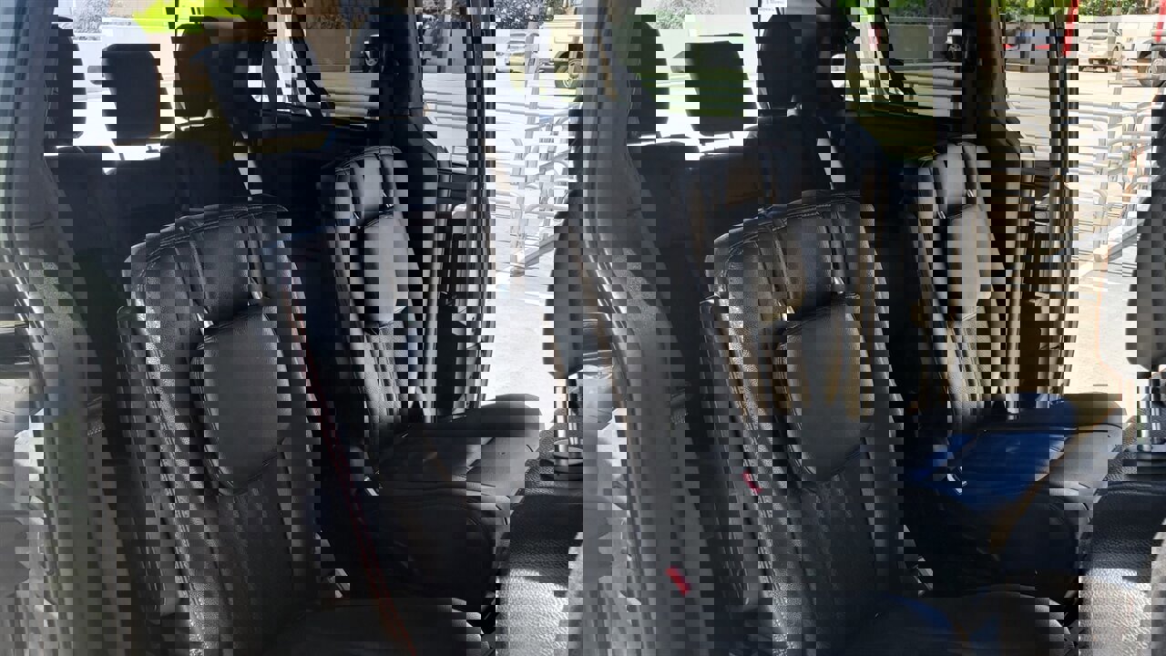 Used 2016 Dodge Grand Caravan R/T image 13