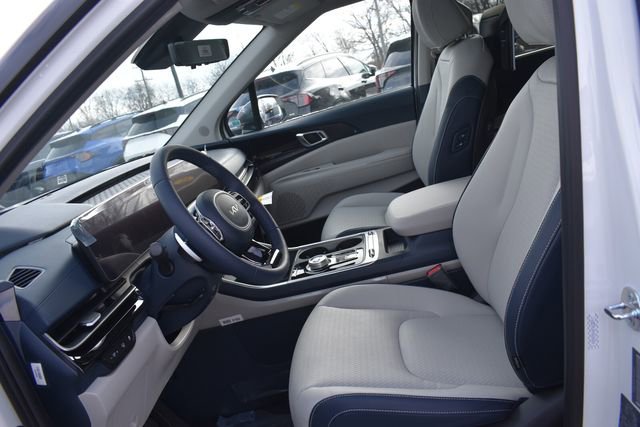 New 2026 Kia Carnival SX Prestige FWD image 32