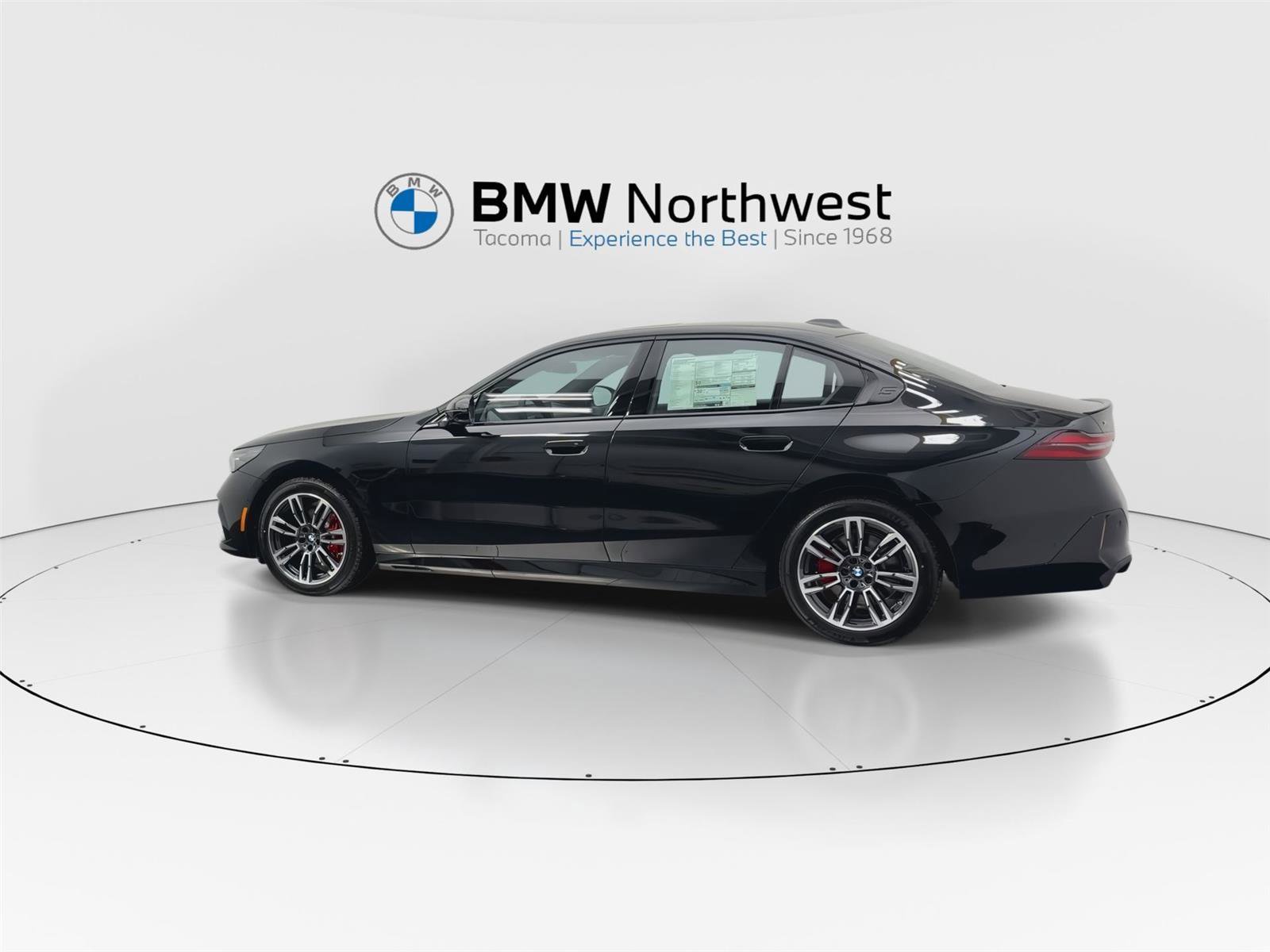 New 2026 BMW 530i xDrive w/ M Sport Package image 11
