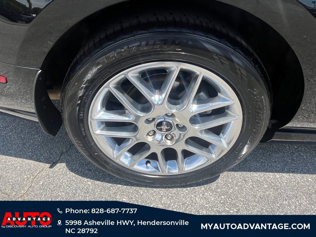 Used 2013 Ford Mustang Premium RWD image 30