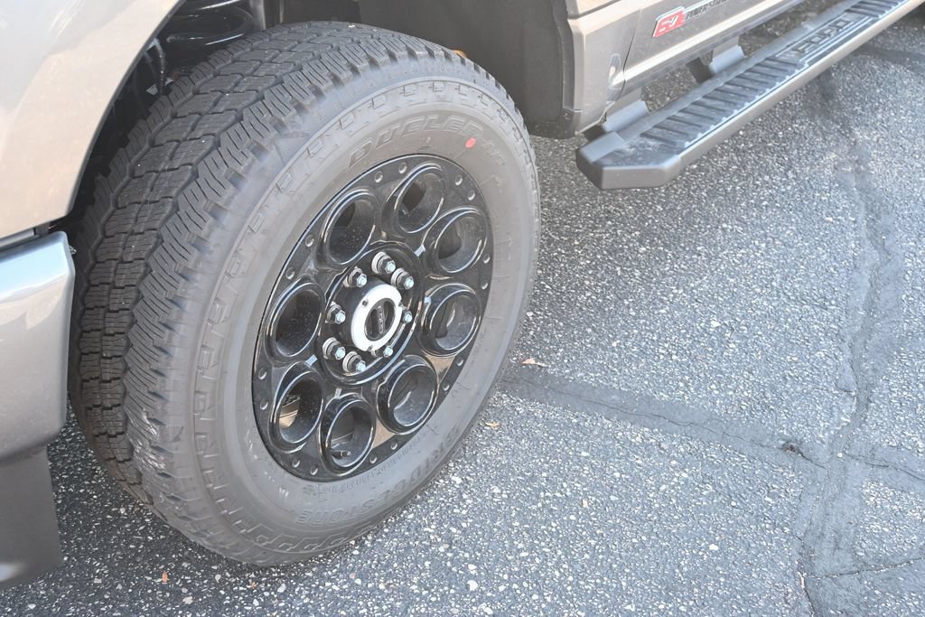 New 2027 Ford F250 XLT w/ XLT Premium Package AWD/4WD image 12