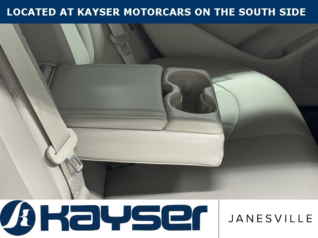 Used 2017 Buick LaCrosse Premium w/ Dynamic Driver Package image 28