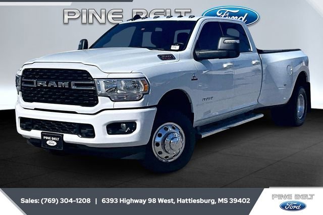 Used 2024 RAM 3500 Big Horn w/ Sport Appearance Package image 10
