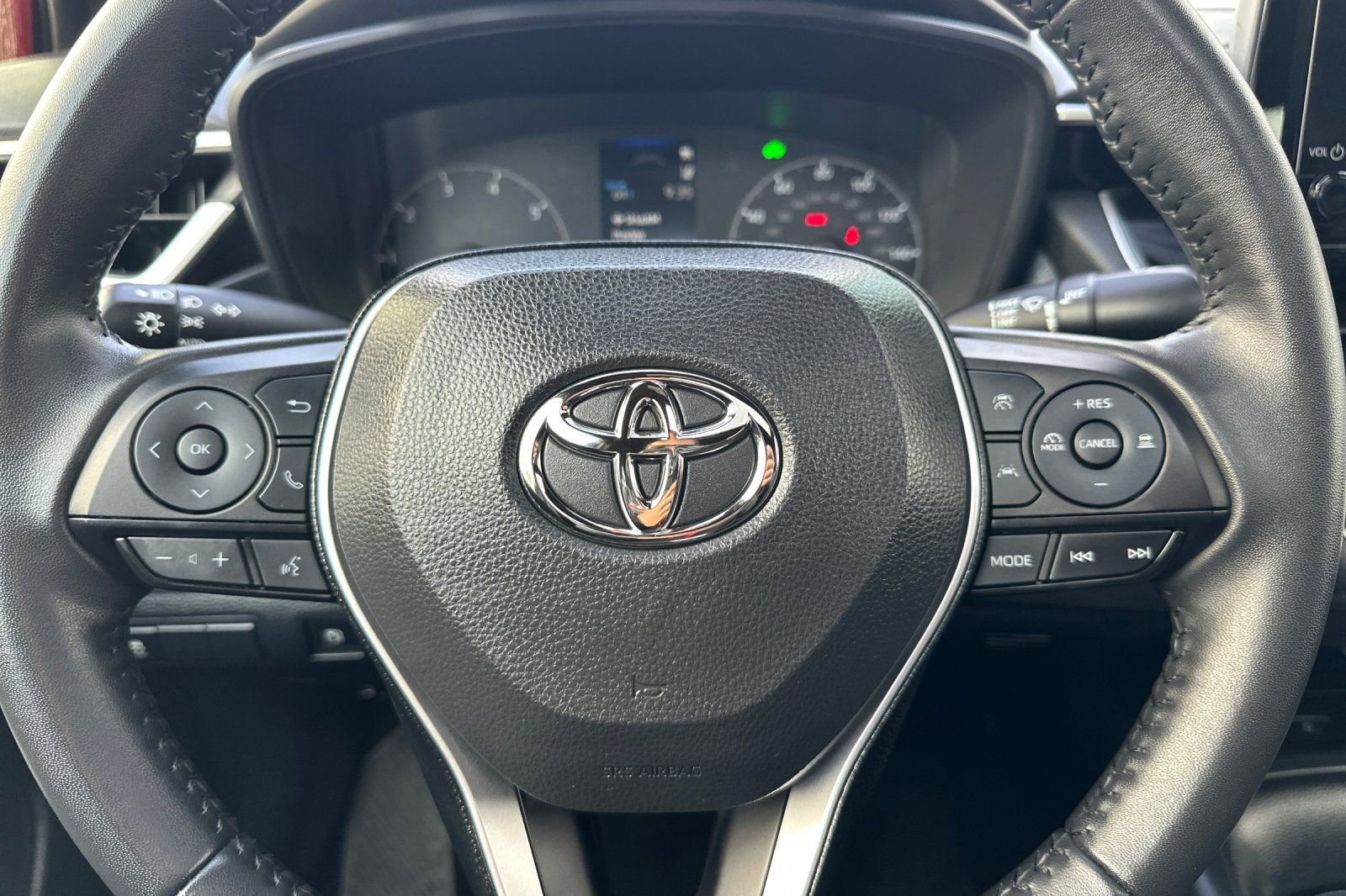 Used 2024 Toyota Corolla SE w/ SE Package FWD image 23