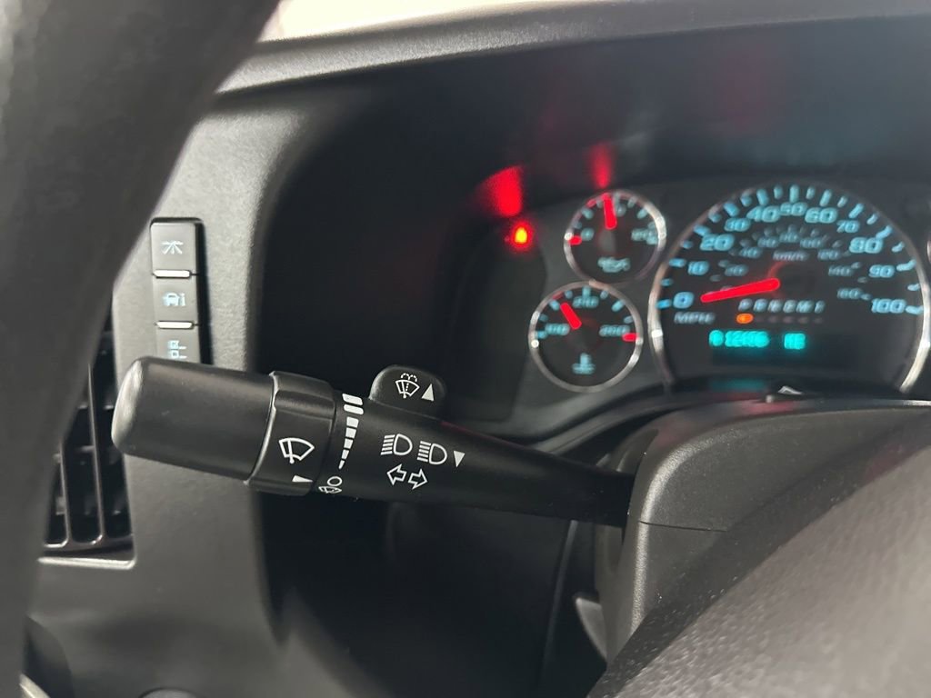 Used 2024 Chevrolet Express 2500 w/ Driver Convenience Package image 31