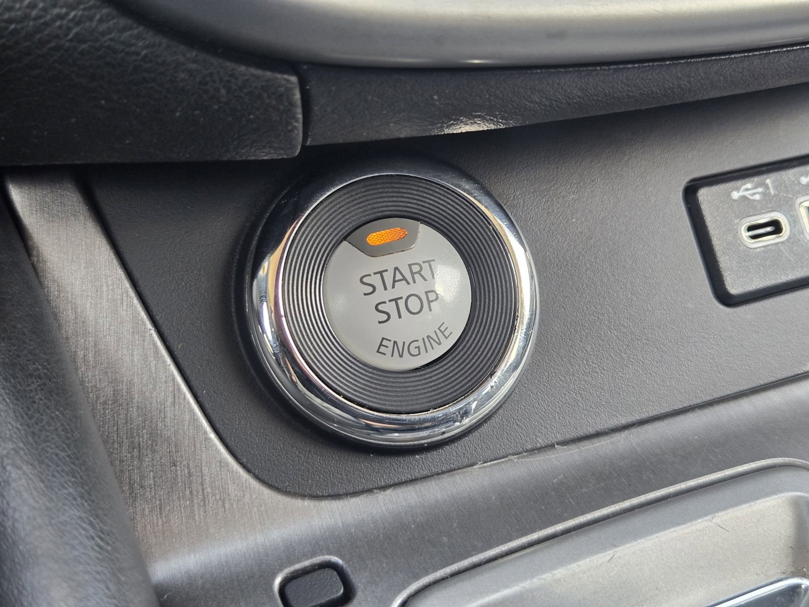 Used 2022 Nissan Murano S image 22