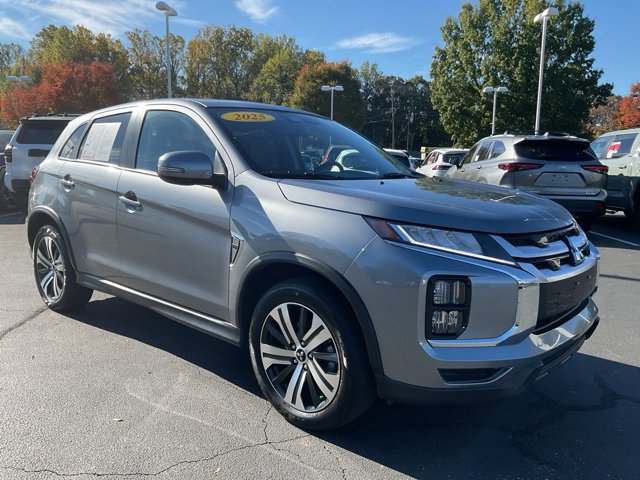 Used 2025 Mitsubishi Outlander Sport SE AWD/4WD image 5