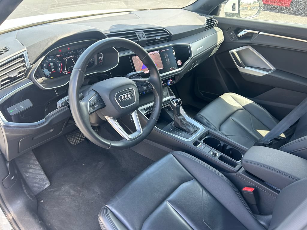 Used 2025 Audi Q3 2.0T Premium AWD/4WD image 22