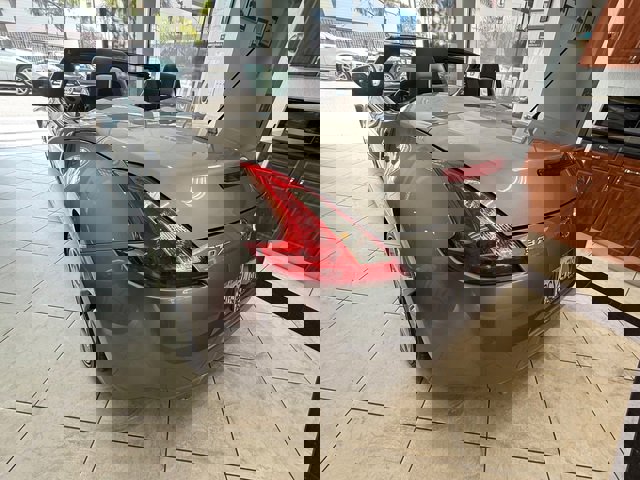 Used 2010 Nissan 370Z Roadster image 8