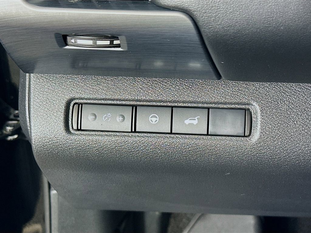 Certified 2025 Nissan Pathfinder Rock Creek AWD/4WD image 16