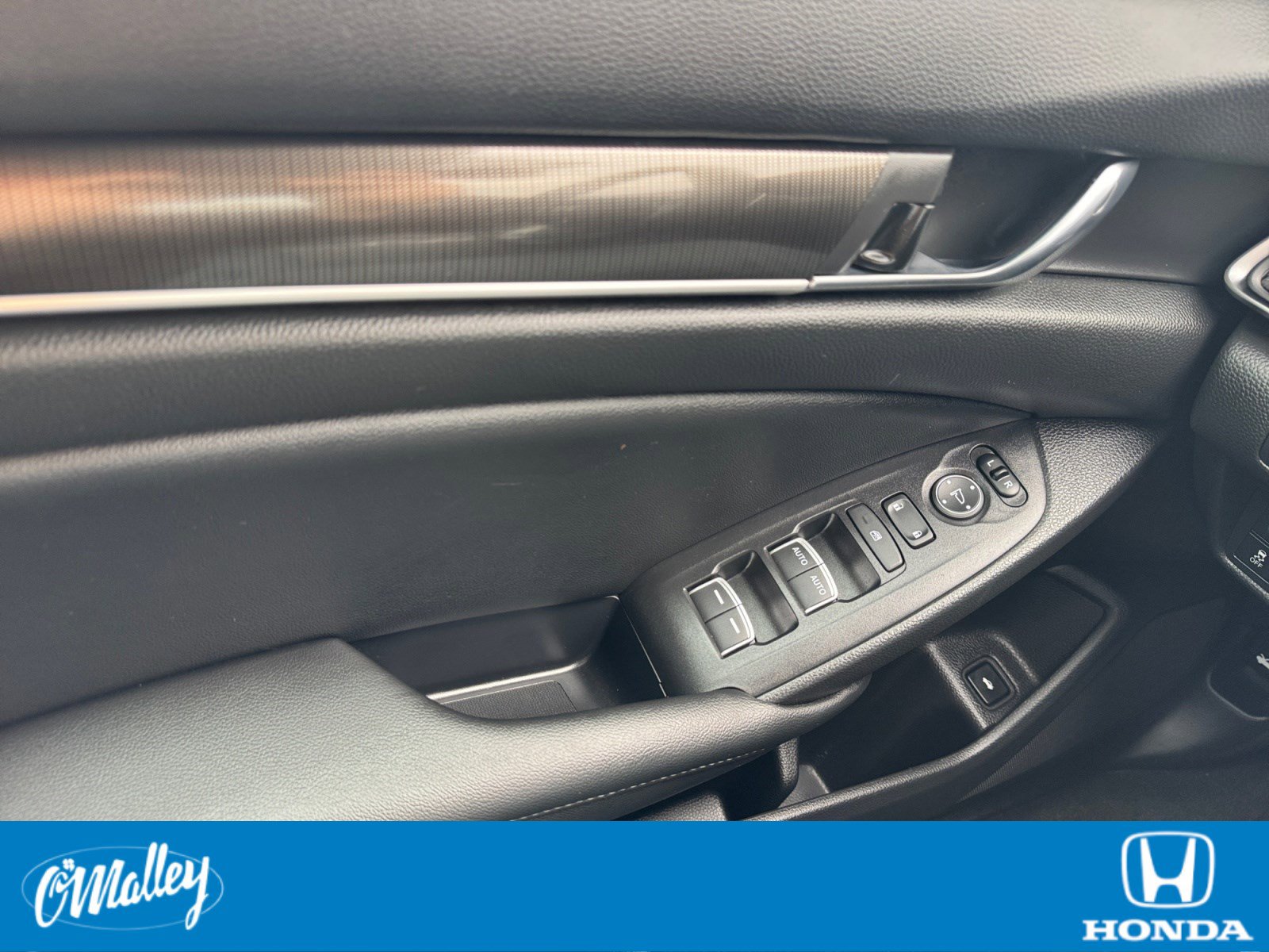 Certified 2022 Honda Accord Sport image 19