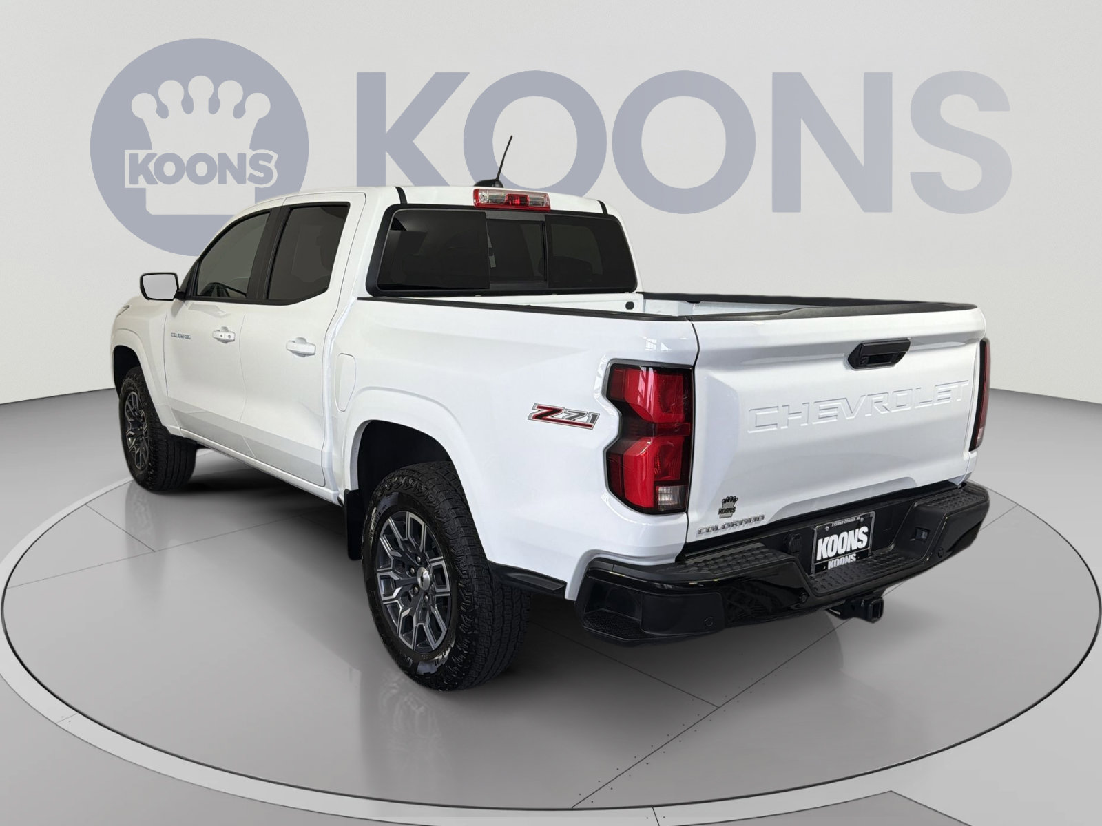 Used 2026 Chevrolet Colorado Z71 w/ Technology Package AWD/4WD image 4