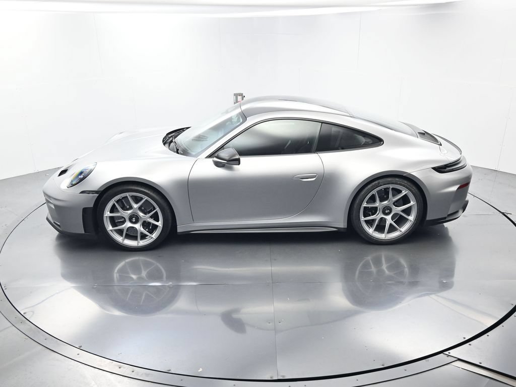 Certified 2026 Porsche 911 GT3 RWD image 39