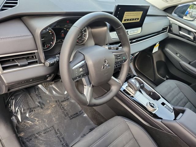 New 2026 Mitsubishi Outlander SE image 21