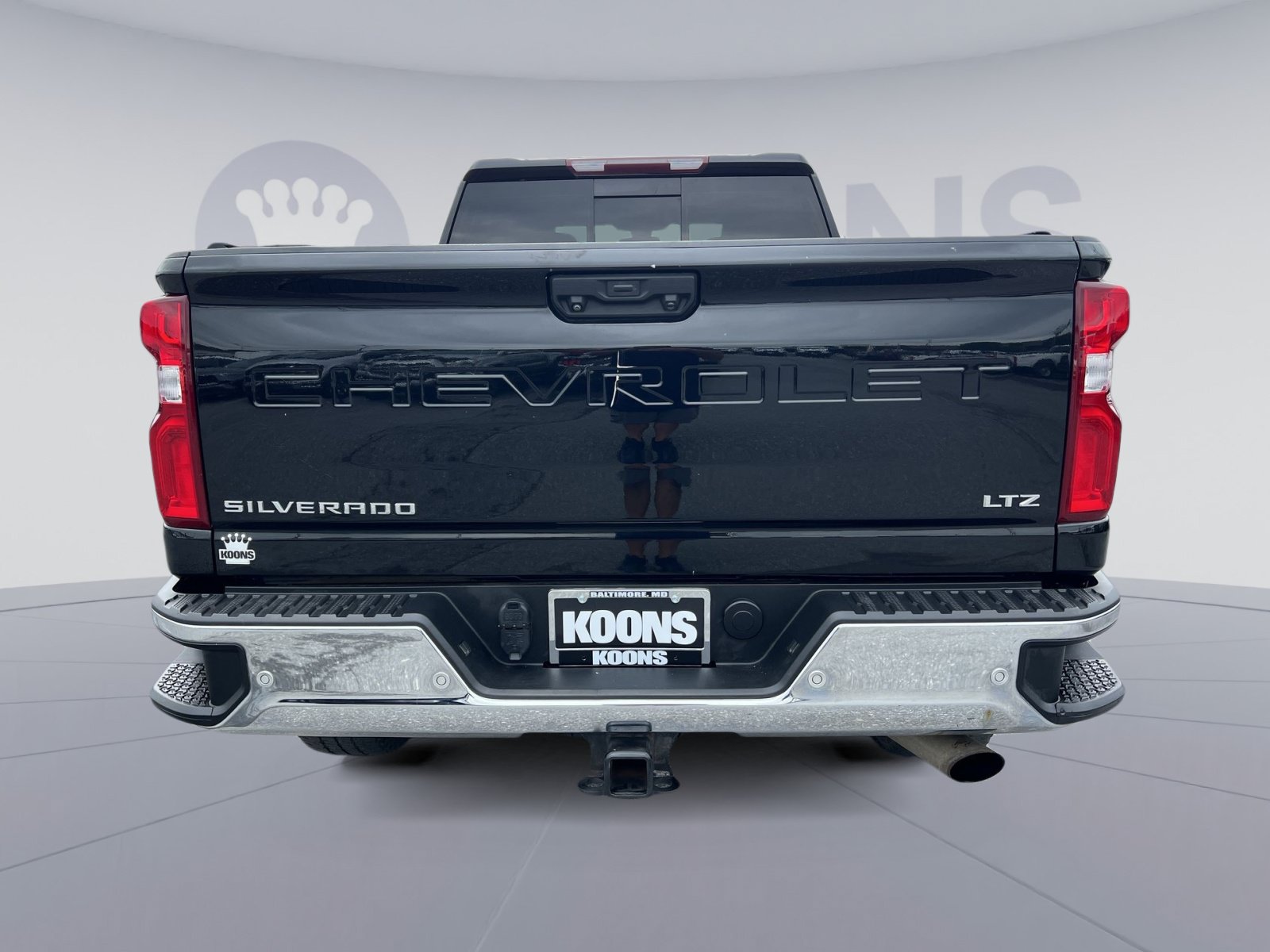Used 2022 Chevrolet Silverado 2500 LTZ w/ LTZ Plus Package AWD/4WD image 5