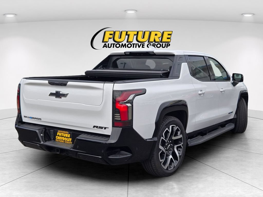 Used 2025 Chevrolet Silverado EV RST AWD/4WD image 4