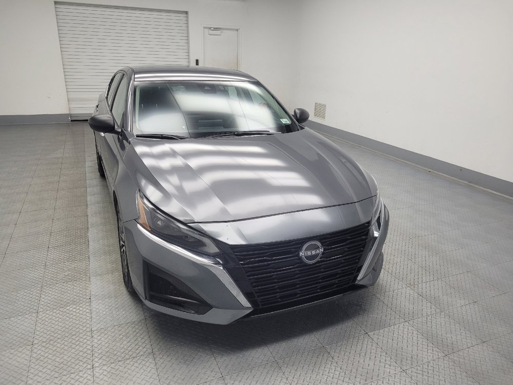 Used 2024 Nissan Altima 2.5 SV image 14