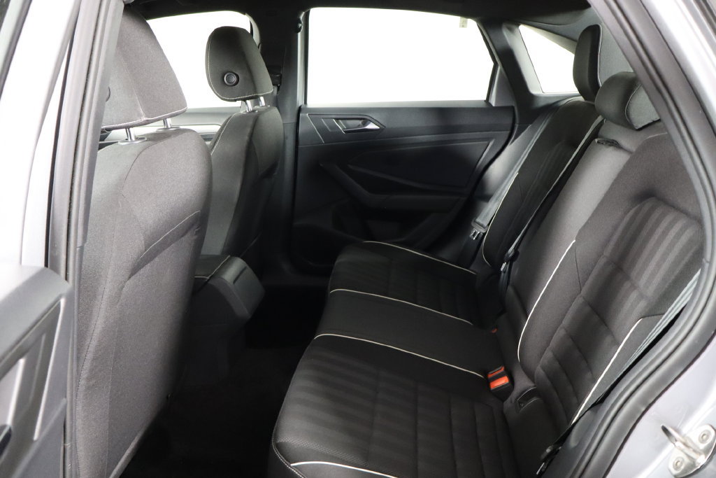 Used 2024 Volkswagen Jetta Sport FWD image 15