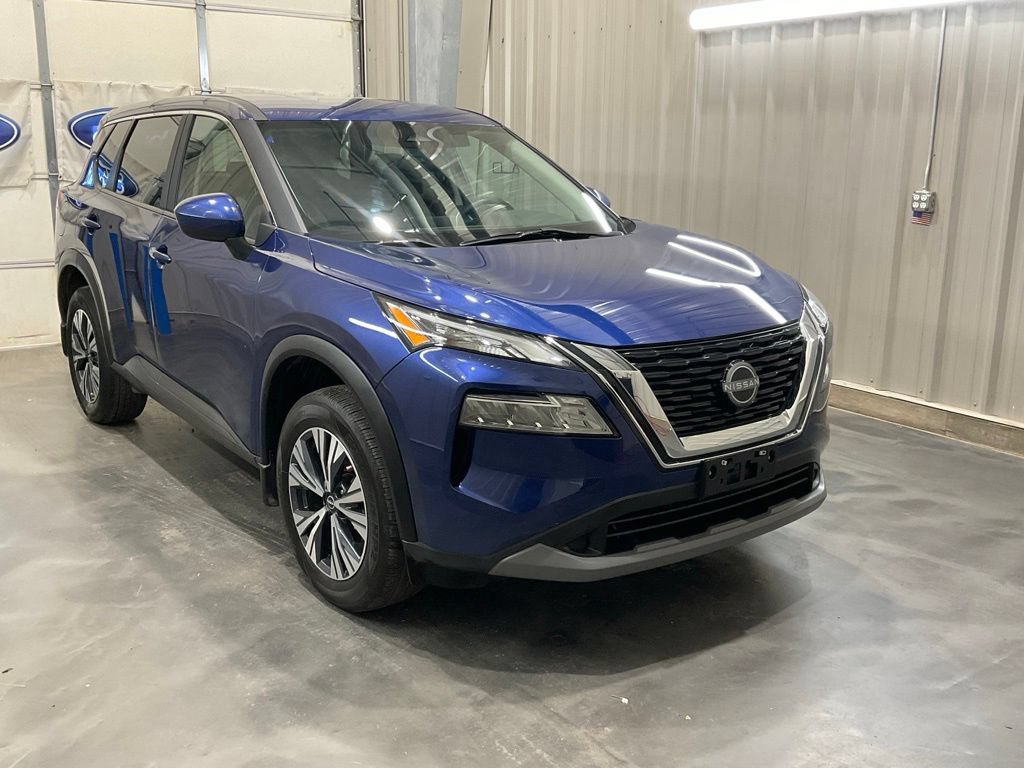 Used 2023 Nissan Rogue SV AWD/4WD image 2