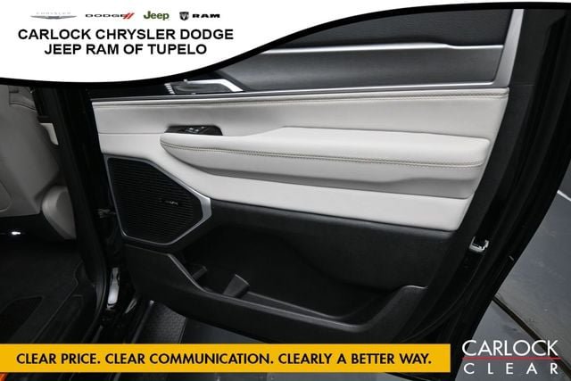 New 2026 Jeep Grand Wagoneer L 4WD w/ Premium Group I image 36