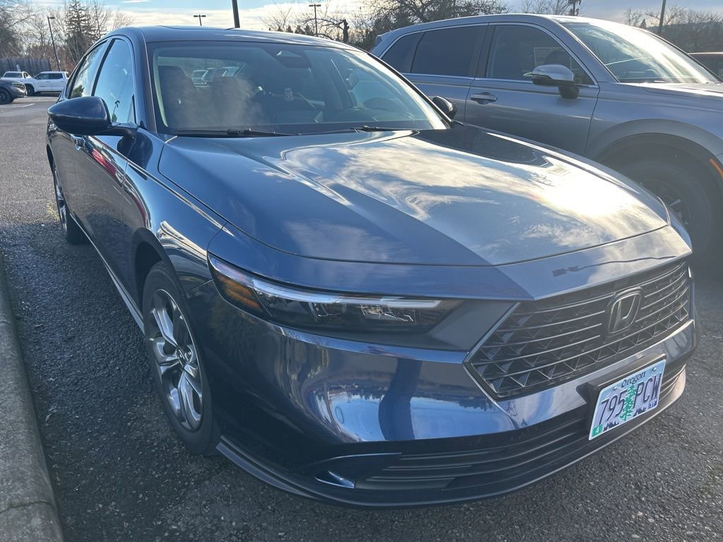 Used 2024 Honda Accord EX image 3