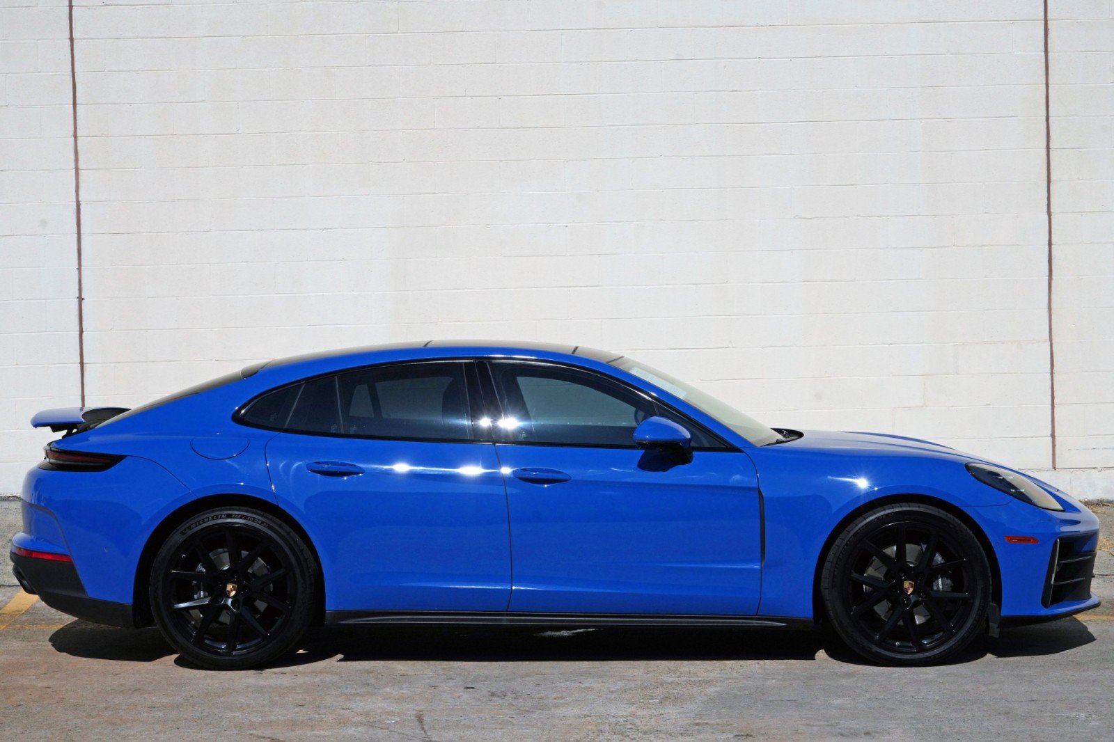 Used 2025 Porsche Panamera w/ Premium Package RWD image 55