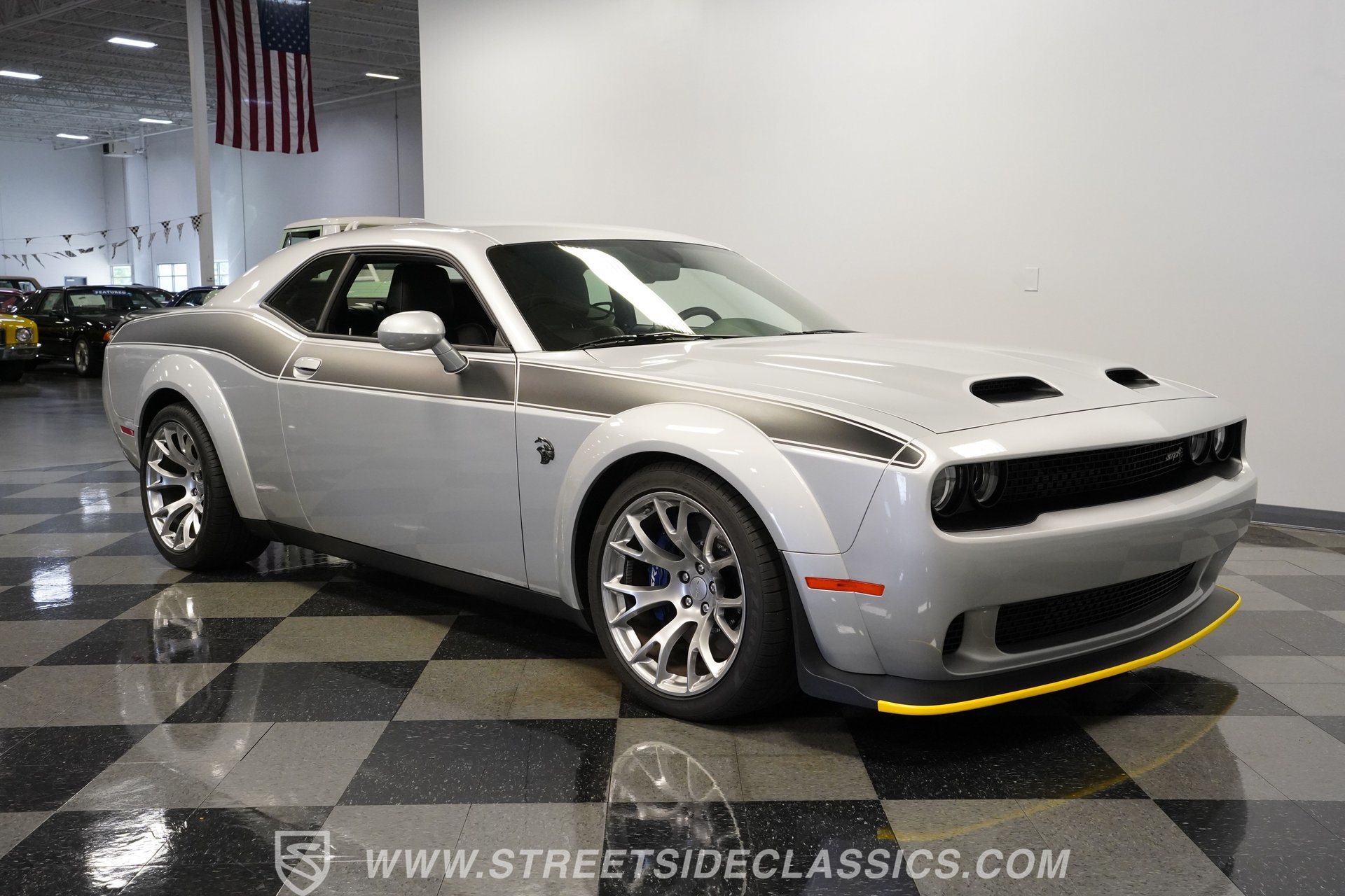 Used 2023 Dodge Challenger SRT Hellcat RWD image 17