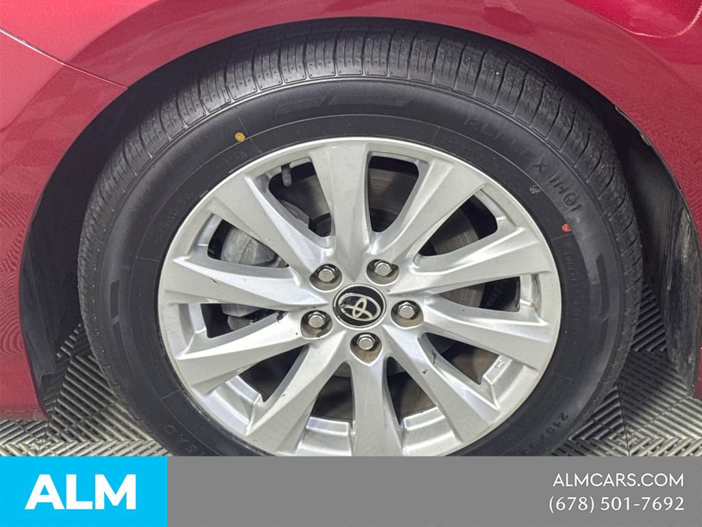 Used 2020 Toyota Camry LE FWD image 15