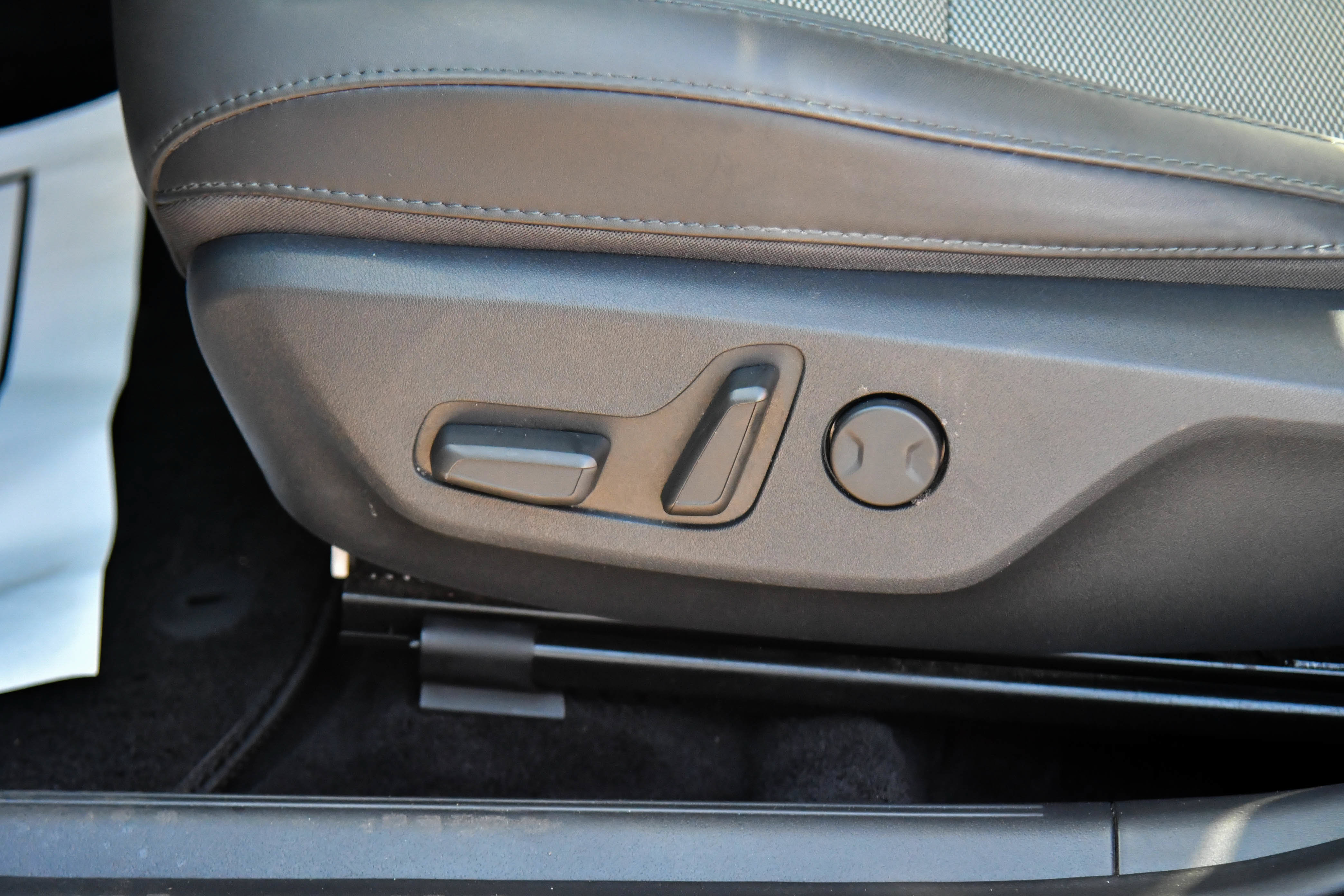 Used 2023 Kia Niro Wind FWD image 17