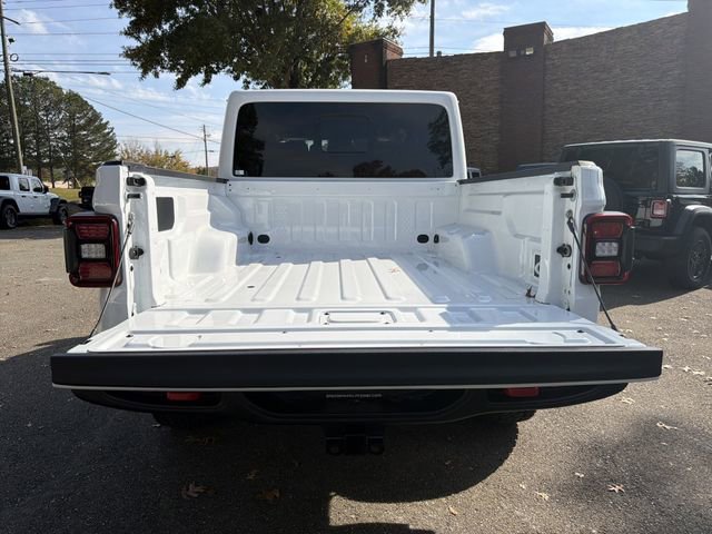 New 2026 Jeep Gladiator Rubicon w/ Steel Bumper Group AWD/4WD image 18