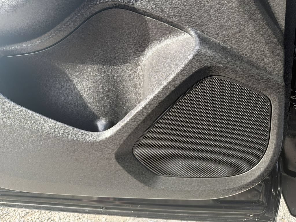 Used 2022 Chevrolet TrailBlazer RS FWD image 24