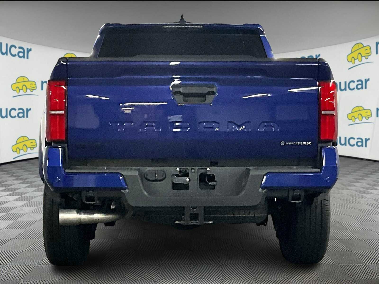 New 2025 Toyota Tacoma TRD Sport image 6