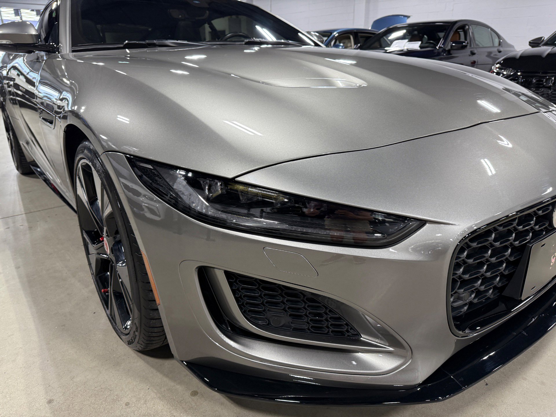 Used 2021 Jaguar F-TYPE R-Dynamic image 15