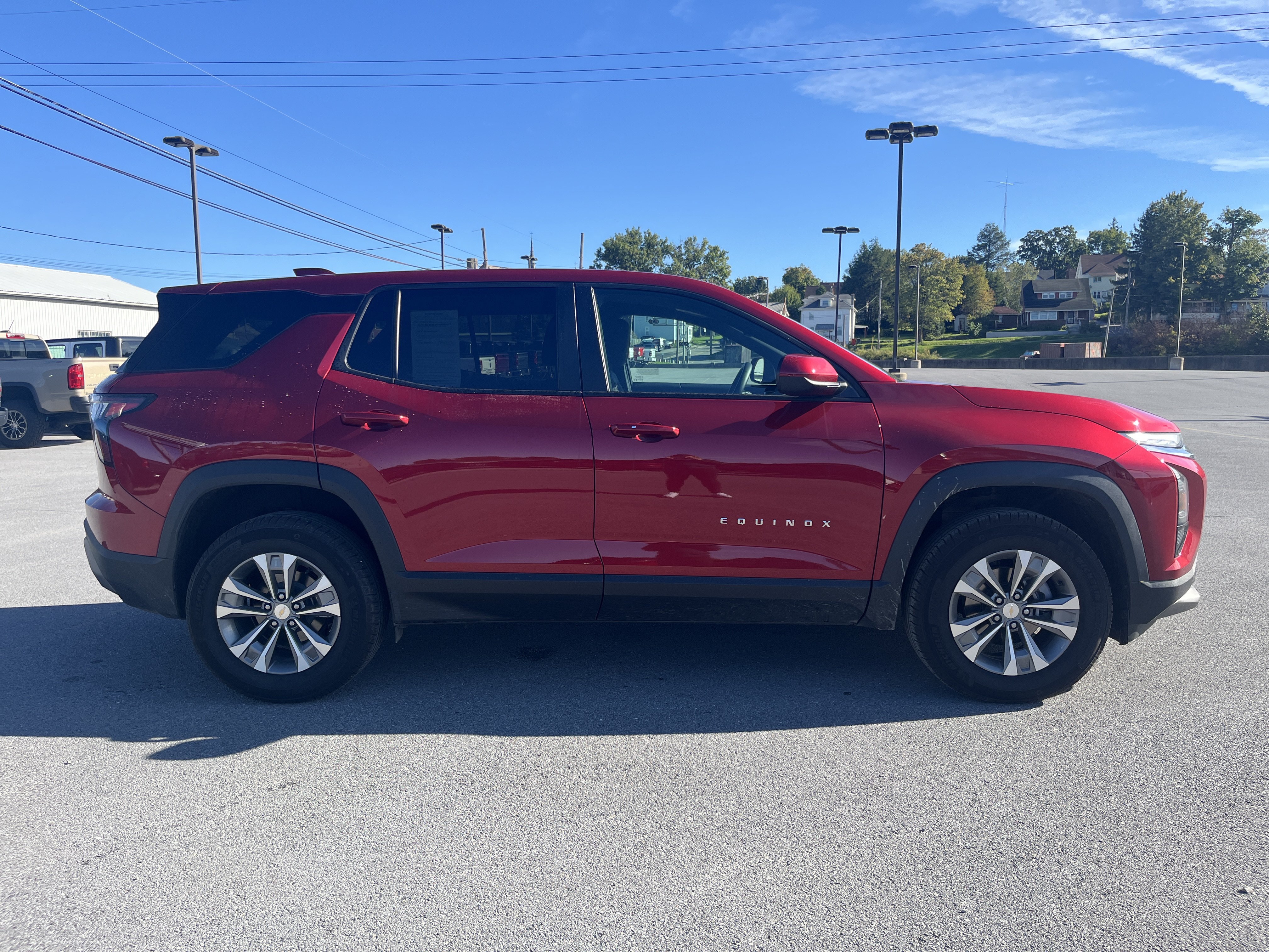 Used 2026 Chevrolet Equinox LT AWD/4WD image 12