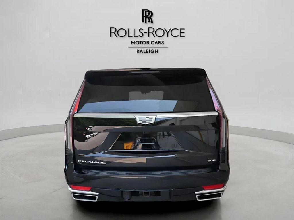 Used 2021 Cadillac Escalade Premium Luxury w/ Driver Assist Tech Package AWD/4WD image 5