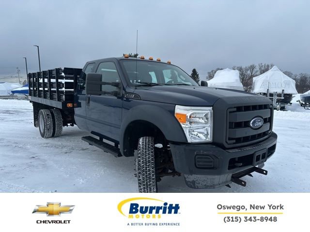 Used 2013 Ford F550 4x4 SuperCab Super Duty w/ Snow Plow Prep Pkg