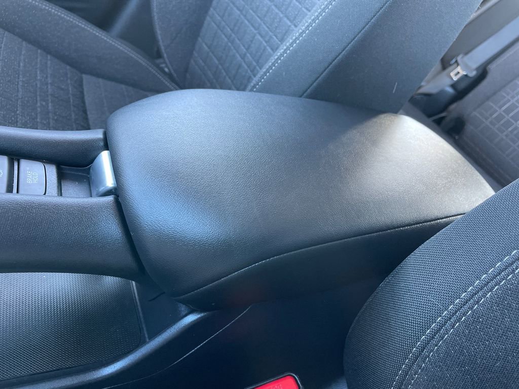 Used 2024 Honda HR-V LX image 17