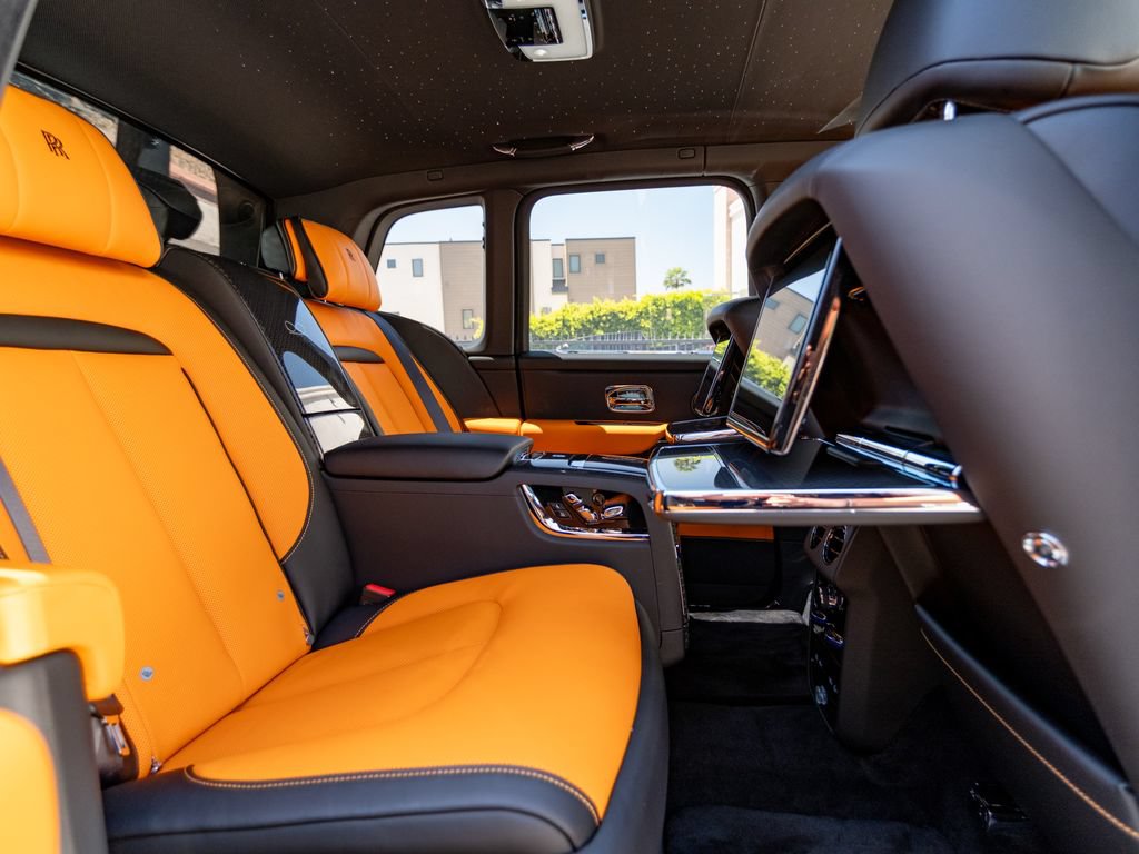 New 2027 Rolls-Royce Cullinan Black Badge AWD/4WD image 34