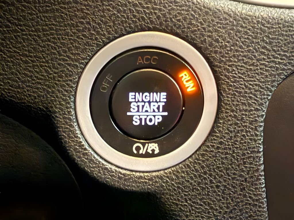 Used 2022 Dodge Charger SXT image 22