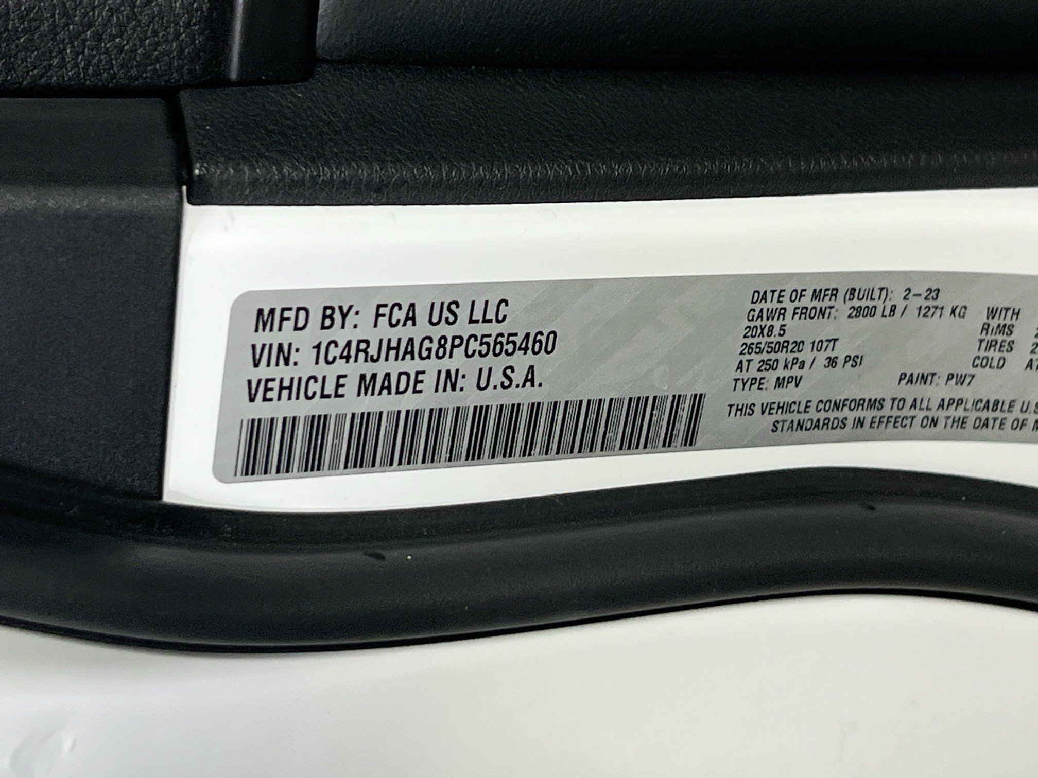 Used 2023 Jeep Grand Cherokee Altitude AWD/4WD image 31