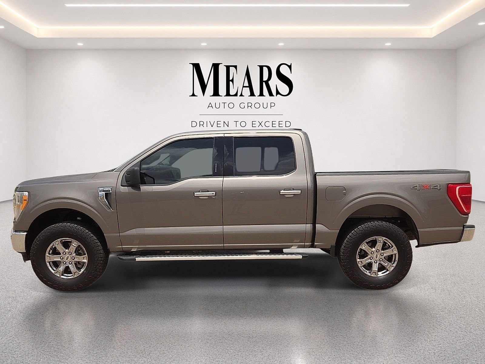 Used 2023 Ford F150 XLT w/ Equipment Group 301A Mid AWD/4WD image 2