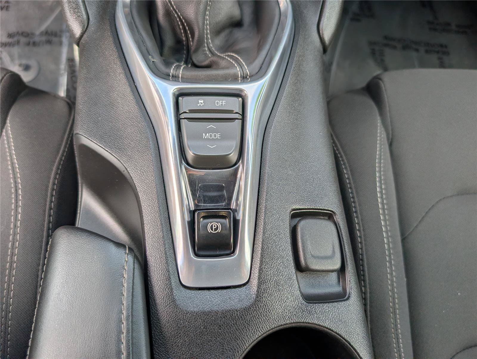 Used 2018 Chevrolet Camaro LS w/ Technology Package RWD image 22