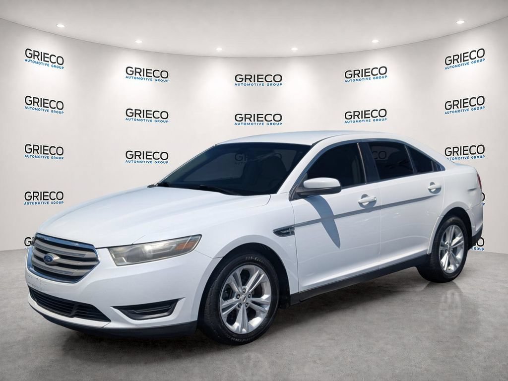 Used 2015 Ford Taurus SEL w/ Equipment Group 201A FWD image 2