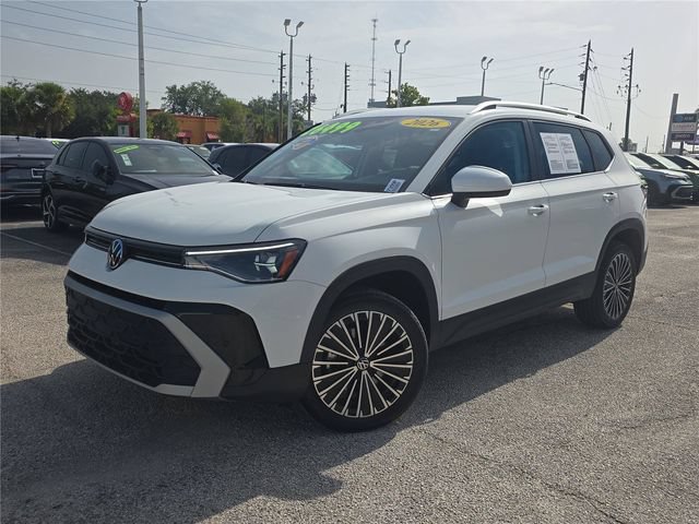 Used 2026 Volkswagen Taos SE FWD image 28