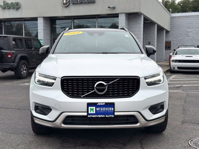 Used 2021 Volvo XC40 T5 R-Design AWD/4WD image 9