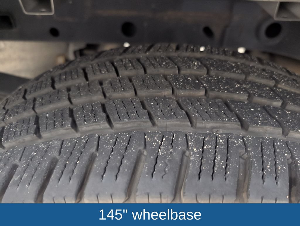 Used 2015 Ford F150 XLT w/ Equipment Group 302A Luxury AWD/4WD image 18