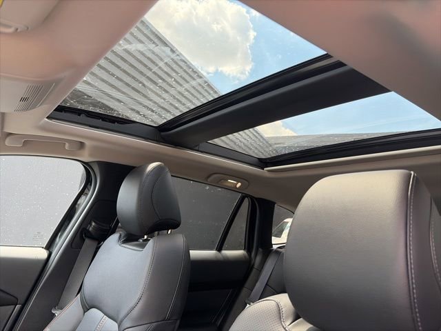 Used 2025 MAZDA CX-50 AWD 2.5 S w/ Cargo Package image 9